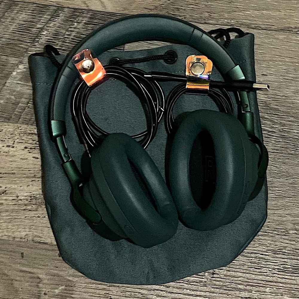 Heyday noise cancelling over the ear headphones green